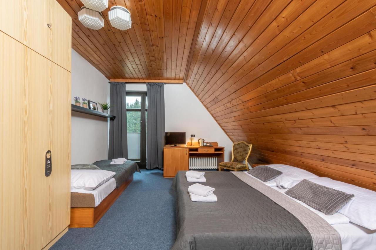 Wellness Hotel Sedy Vlk 哈拉霍夫 外观 照片